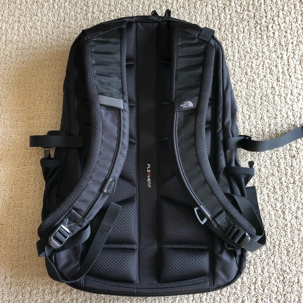 The North Face Borealis Backpack - Picture 2 of 9